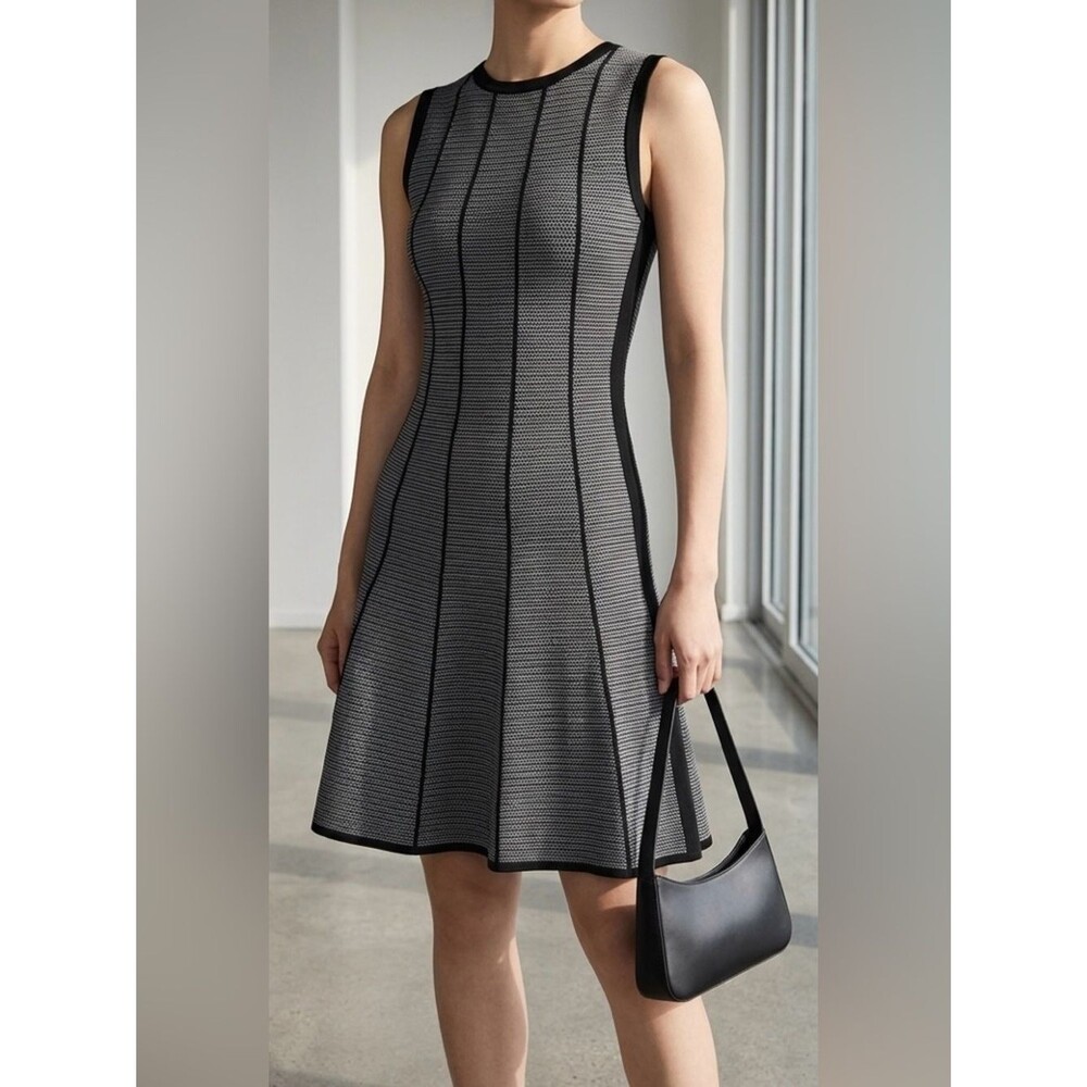 NWT Theory Black and Gray Patterned Midi Dress